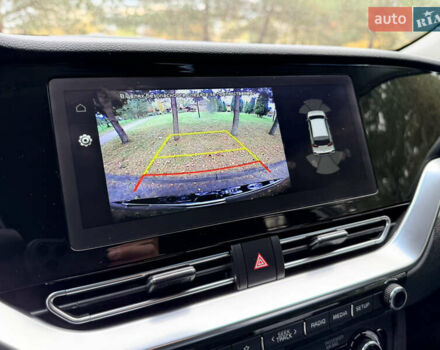 Чорний Кіа Niro, об'ємом двигуна 0 л та пробігом 80 тис. км за 22400 $, фото 28 на Automoto.ua