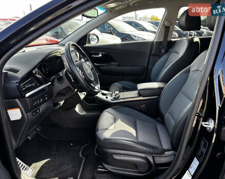Чорний Кіа Niro, об'ємом двигуна 0 л та пробігом 23 тис. км за 24999 $, фото 20 на Automoto.ua