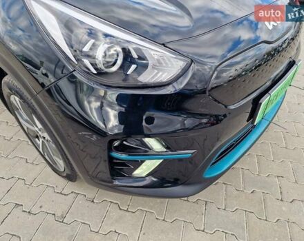 Кіа Niro 2022 у Вінниці на Automoto.ua Чорний Кіа Niro, об'ємом двигуна 0 л та пробігом 174 тис. км за 19600 $, фото 7 на Automoto.ua