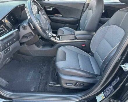 Кіа Niro 2022 у Кропивницькому (Кіровограді) на Automoto.ua Чорний Кіа Niro, об'ємом двигуна 0 л та пробігом 45 тис. км за 13200 $, фото 14 на Automoto.ua