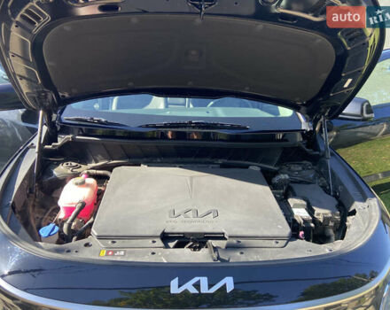 Черный Киа Niro, объемом двигателя 0 л и пробегом 121 тыс. км за 24777 $, фото 19 на Automoto.ua