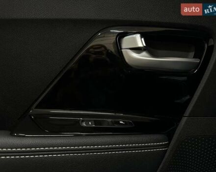 Черный Киа Niro, объемом двигателя 0 л и пробегом 84 тыс. км за 22900 $, фото 100 на Automoto.ua