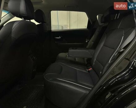 Черный Киа Niro, объемом двигателя 0 л и пробегом 84 тыс. км за 22900 $, фото 98 на Automoto.ua