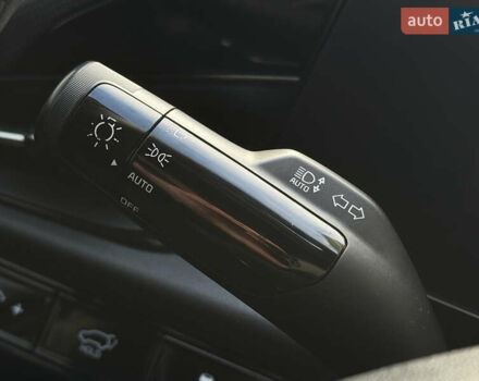 Черный Киа Niro, объемом двигателя 0 л и пробегом 149 тыс. км за 20550 $, фото 55 на Automoto.ua