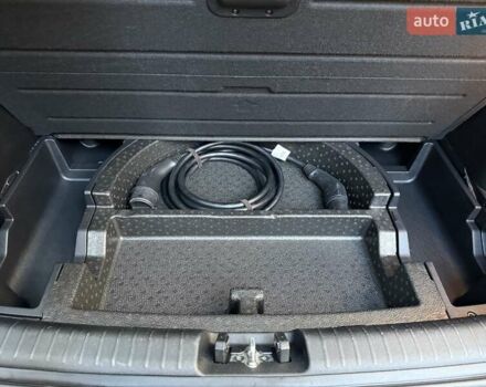 Киа Niro 2022 в Киеве на Automoto.ua Черный Киа Niro, объемом двигателя 0 л и пробегом 70 тыс. км за 22499 $, фото 101 на Automoto.ua