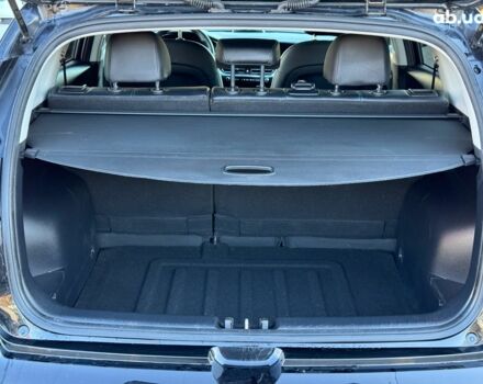 Чорний Кіа Niro, об'ємом двигуна 0 л та пробігом 125 тис. км за 22290 $, фото 18 на Automoto.ua