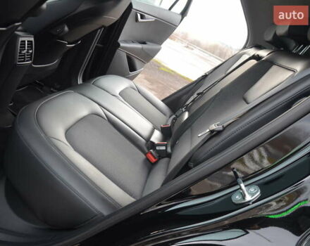Черный Киа Niro, объемом двигателя 0 л и пробегом 67 тыс. км за 24150 $, фото 40 на Automoto.ua