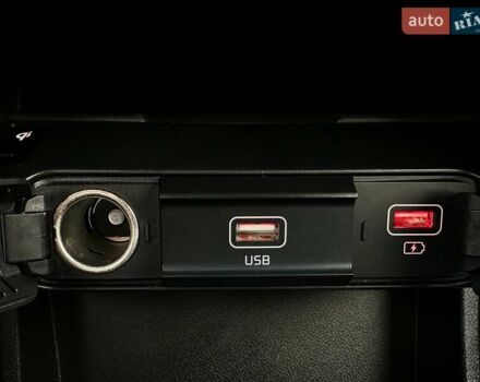 Черный Киа Niro, объемом двигателя 0 л и пробегом 29 тыс. км за 22900 $, фото 72 на Automoto.ua