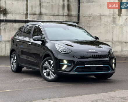 Чорний Кіа Niro, об'ємом двигуна 0 л та пробігом 108 тис. км за 21850 $, фото 8 на Automoto.ua