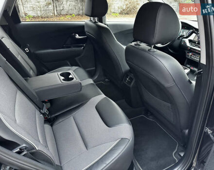 Черный Киа Niro, объемом двигателя 0 л и пробегом 54 тыс. км за 24300 $, фото 49 на Automoto.ua