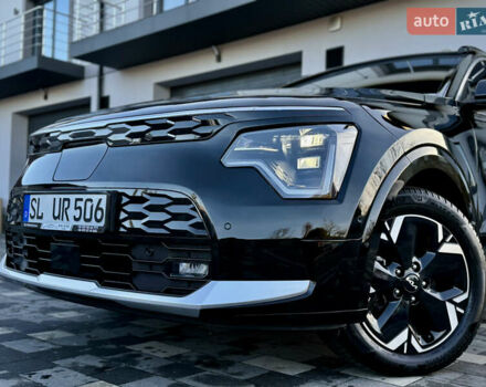 Чорний Кіа Niro, об'ємом двигуна 0 л та пробігом 63 тис. км за 28500 $, фото 17 на Automoto.ua