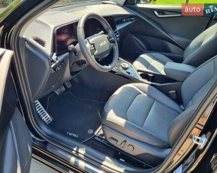 Чорний Кіа Niro, об'ємом двигуна 0 л та пробігом 8 тис. км за 24850 $, фото 15 на Automoto.ua