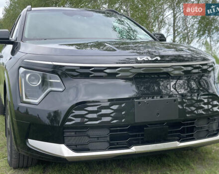 Чорний Кіа Niro, об'ємом двигуна 0 л та пробігом 8 тис. км за 25000 $, фото 28 на Automoto.ua