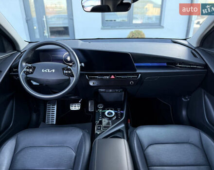 Чорний Кіа Niro, об'ємом двигуна 0 л та пробігом 63 тис. км за 28500 $, фото 74 на Automoto.ua