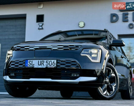 Чорний Кіа Niro, об'ємом двигуна 0 л та пробігом 63 тис. км за 28500 $, фото 15 на Automoto.ua