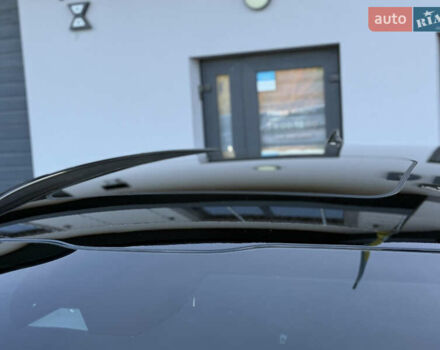 Чорний Кіа Niro, об'ємом двигуна 0 л та пробігом 63 тис. км за 28500 $, фото 26 на Automoto.ua