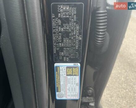 Черный Киа Niro, объемом двигателя 0 л и пробегом 70 тыс. км за 21500 $, фото 9 на Automoto.ua