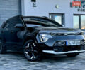 Чорний Кіа Niro, об'ємом двигуна 0 л та пробігом 63 тис. км за 28500 $, фото 5 на Automoto.ua