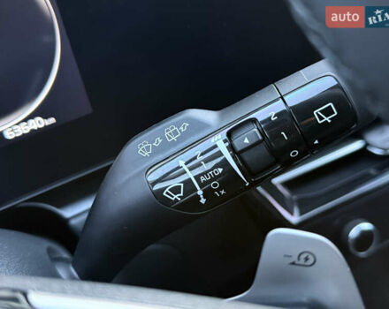 Чорний Кіа Niro, об'ємом двигуна 0 л та пробігом 63 тис. км за 28500 $, фото 85 на Automoto.ua