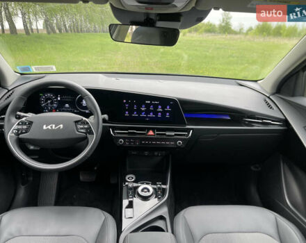 Чорний Кіа Niro, об'ємом двигуна 0 л та пробігом 8 тис. км за 25000 $, фото 7 на Automoto.ua