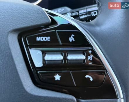 Чорний Кіа Niro, об'ємом двигуна 0 л та пробігом 63 тис. км за 28500 $, фото 84 на Automoto.ua