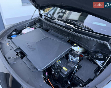 Чорний Кіа Niro, об'ємом двигуна 0 л та пробігом 63 тис. км за 28500 $, фото 111 на Automoto.ua