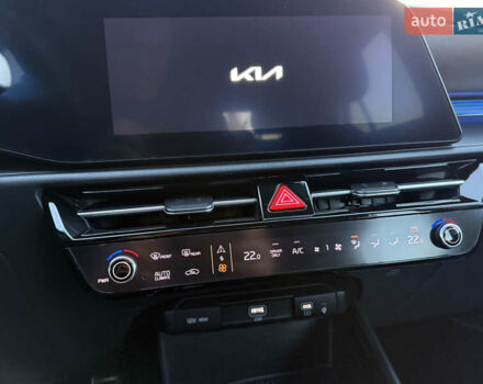 Чорний Кіа Niro, об'ємом двигуна 0 л та пробігом 63 тис. км за 28500 $, фото 89 на Automoto.ua