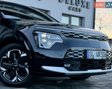 Чорний Кіа Niro, об'ємом двигуна 0 л та пробігом 63 тис. км за 28500 $, фото 18 на Automoto.ua