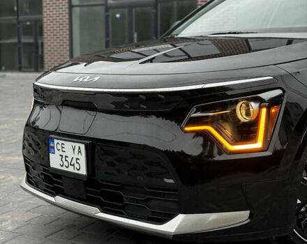 Чорний Кіа Niro, об'ємом двигуна 0 л та пробігом 80 тис. км за 23500 $, фото 7 на Automoto.ua