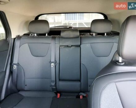 Черный Киа Niro, объемом двигателя 1.58 л и пробегом 9 тыс. км за 16500 $, фото 11 на Automoto.ua
