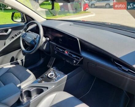 Чорний Кіа Niro, об'ємом двигуна 0 л та пробігом 8 тис. км за 24850 $, фото 31 на Automoto.ua