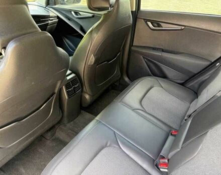 Черный Киа Niro, объемом двигателя 1.6 л и пробегом 25 тыс. км за 18000 $, фото 11 на Automoto.ua