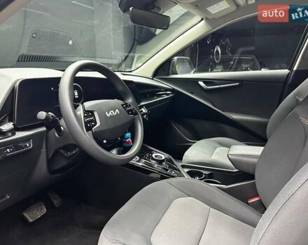 Черный Киа Niro, объемом двигателя 0 л и пробегом 2 тыс. км за 27300 $, фото 8 на Automoto.ua