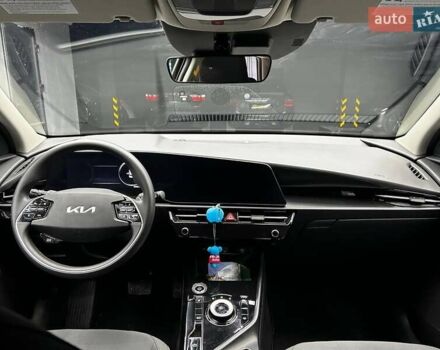 Черный Киа Niro, объемом двигателя 0 л и пробегом 2 тыс. км за 27300 $, фото 13 на Automoto.ua
