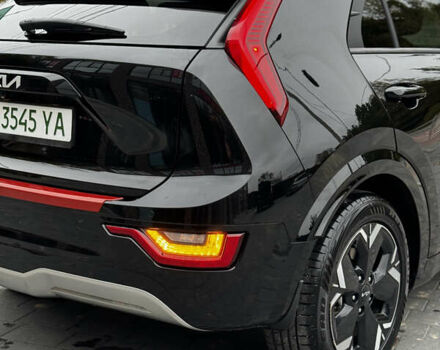 Чорний Кіа Niro, об'ємом двигуна 0 л та пробігом 80 тис. км за 23500 $, фото 22 на Automoto.ua