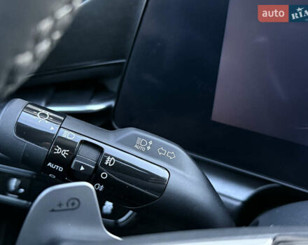 Чорний Кіа Niro, об'ємом двигуна 0 л та пробігом 63 тис. км за 28500 $, фото 86 на Automoto.ua