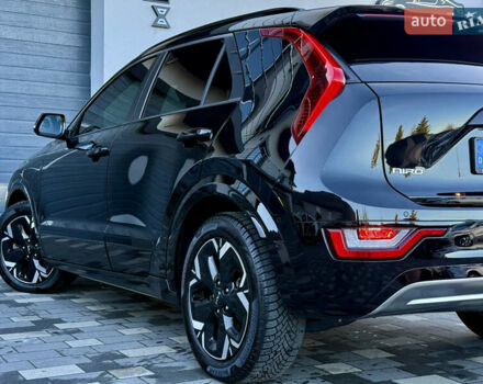 Чорний Кіа Niro, об'ємом двигуна 0 л та пробігом 63 тис. км за 28500 $, фото 41 на Automoto.ua