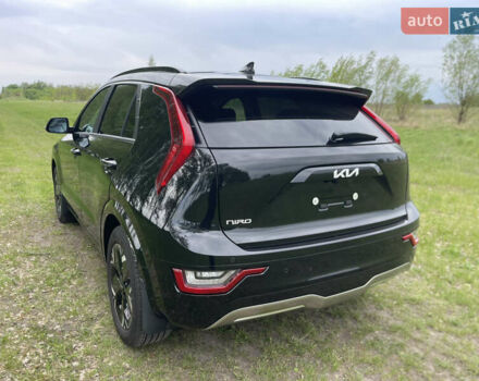 Чорний Кіа Niro, об'ємом двигуна 0 л та пробігом 8 тис. км за 25000 $, фото 5 на Automoto.ua