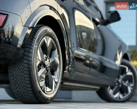 Чорний Кіа Niro, об'ємом двигуна 0 л та пробігом 63 тис. км за 28500 $, фото 45 на Automoto.ua