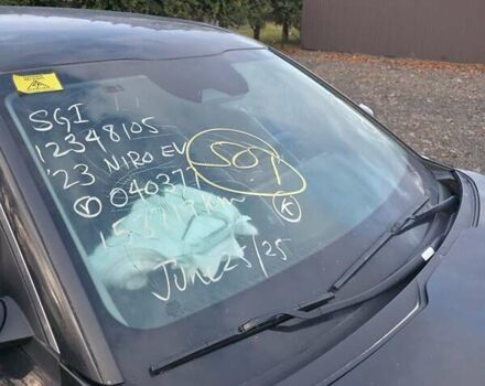 Чорний Кіа Niro, об'ємом двигуна 0 л та пробігом 154 тис. км за 15200 $, фото 7 на Automoto.ua