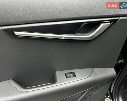 Черный Киа Niro, объемом двигателя 0 л и пробегом 2 тыс. км за 27300 $, фото 10 на Automoto.ua