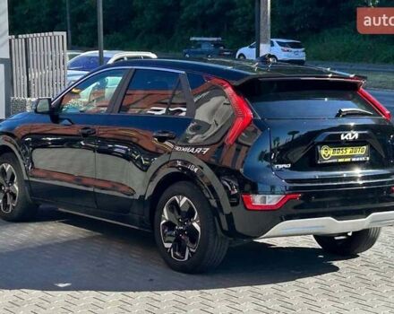 Чорний Кіа Niro, об'ємом двигуна 0 л та пробігом 14 тис. км за 22900 $, фото 3 на Automoto.ua
