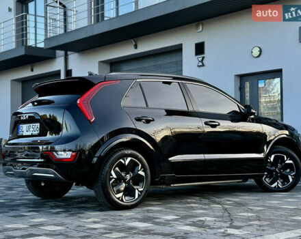 Чорний Кіа Niro, об'ємом двигуна 0 л та пробігом 63 тис. км за 28500 $, фото 38 на Automoto.ua