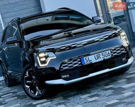 Чорний Кіа Niro, об'ємом двигуна 0 л та пробігом 63 тис. км за 28500 $, фото 22 на Automoto.ua