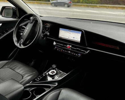 Чорний Кіа Niro, об'ємом двигуна 0 л та пробігом 80 тис. км за 23500 $, фото 69 на Automoto.ua