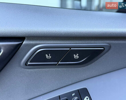 Чорний Кіа Niro, об'ємом двигуна 0 л та пробігом 63 тис. км за 28500 $, фото 55 на Automoto.ua