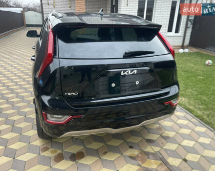 Чорний Кіа Niro, об'ємом двигуна 0 л та пробігом 8 тис. км за 25000 $, фото 8 на Automoto.ua
