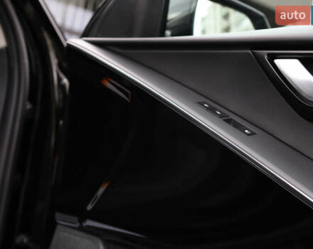 Черный Киа Niro, объемом двигателя 0 л и пробегом 28 тыс. км за 24300 $, фото 72 на Automoto.ua