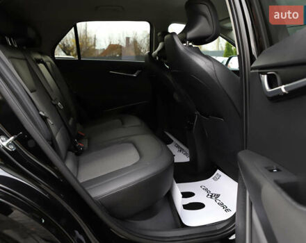 Черный Киа Niro, объемом двигателя 0 л и пробегом 28 тыс. км за 24300 $, фото 85 на Automoto.ua