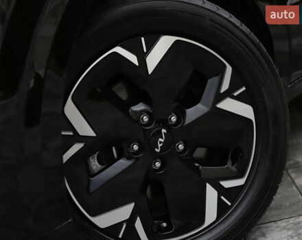 Черный Киа Niro, объемом двигателя 0 л и пробегом 28 тыс. км за 24300 $, фото 19 на Automoto.ua